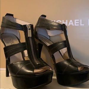 Micheal Kors Heels